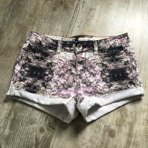 Size 6 DKNY Galaxy Print Cutoff Cuffed Shorts